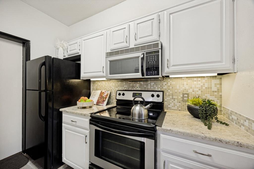 Oaks Of Preston Ridge Condo - Residential