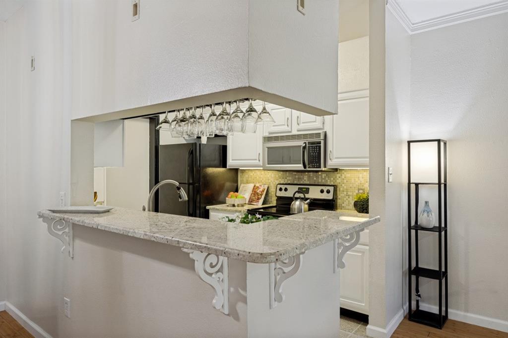 Oaks Of Preston Ridge Condo - Residential
