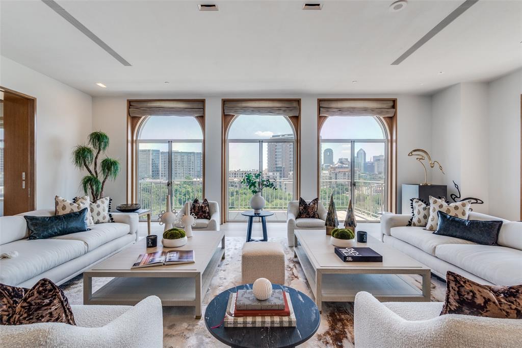 Mansion Residence - Residential