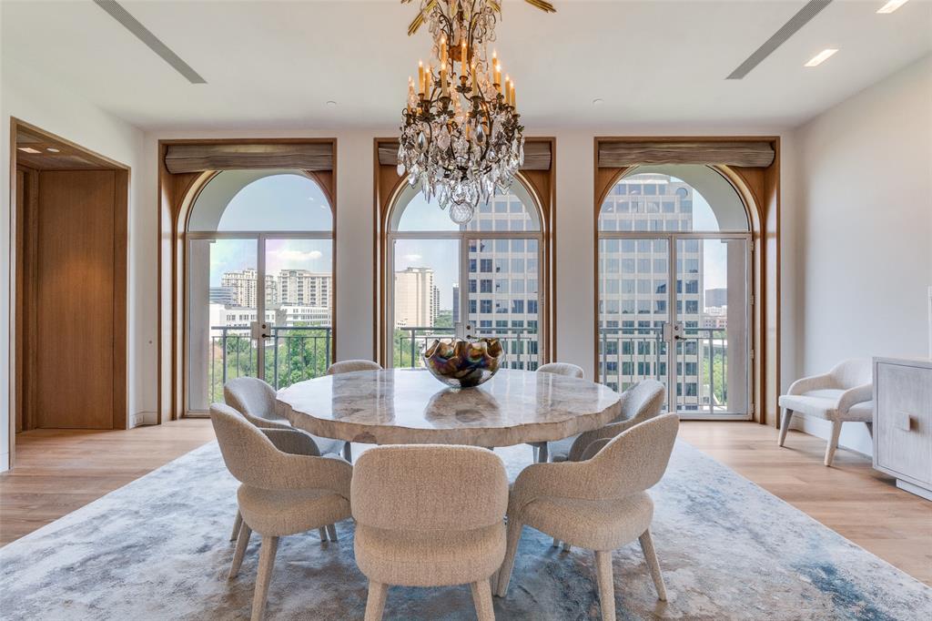 Mansion Residence - Residential