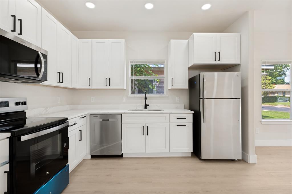 English Place - Residential