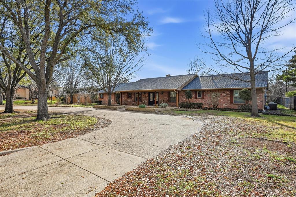 Whispering Oaks Kenn - Residential