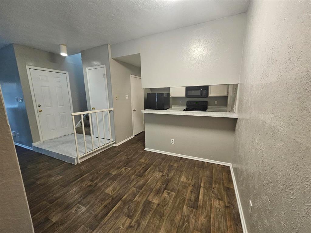 Woodbridge Townhomes - Residential Lease