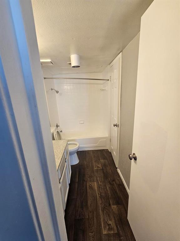Woodbridge Townhomes - Residential Lease