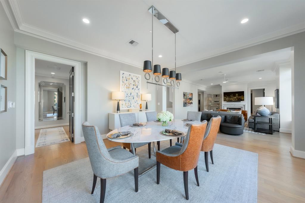 Ritz Carlton Residences 1 - Residential