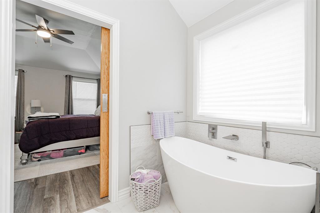 Thomas Lagow Abs 759 - Residential