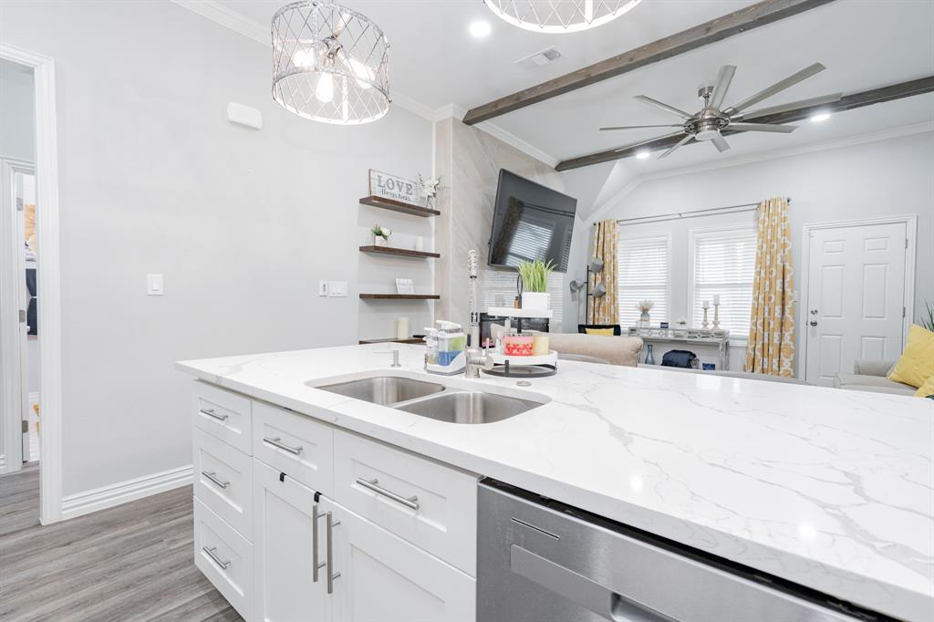 Thomas Lagow Abs 759 - Residential