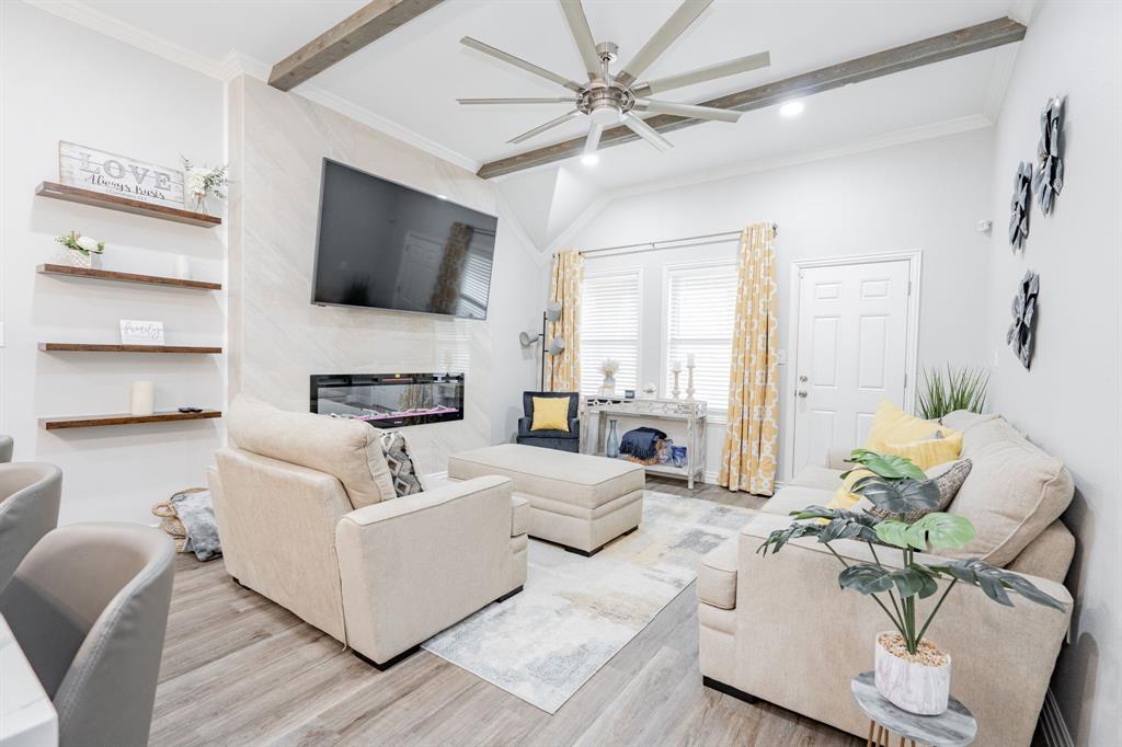 Thomas Lagow Abs 759 - Residential