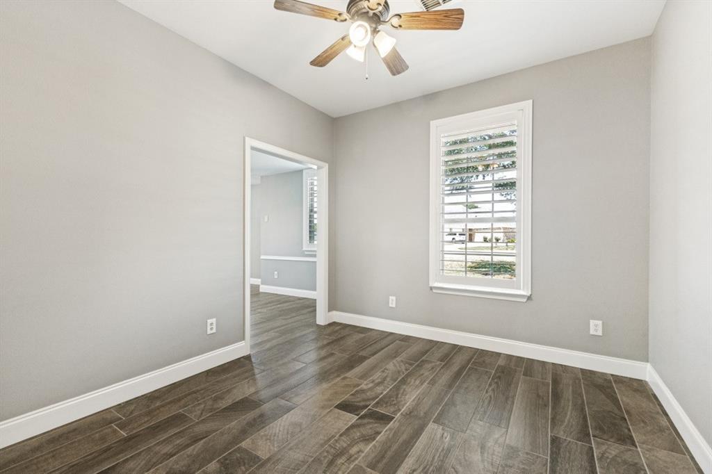 LIVE OAK ESTATES - Residential
