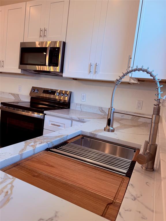 Canyon Creek III - Residential