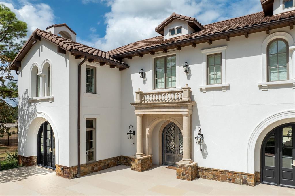 Chateau Du Lac Ph I - Residential