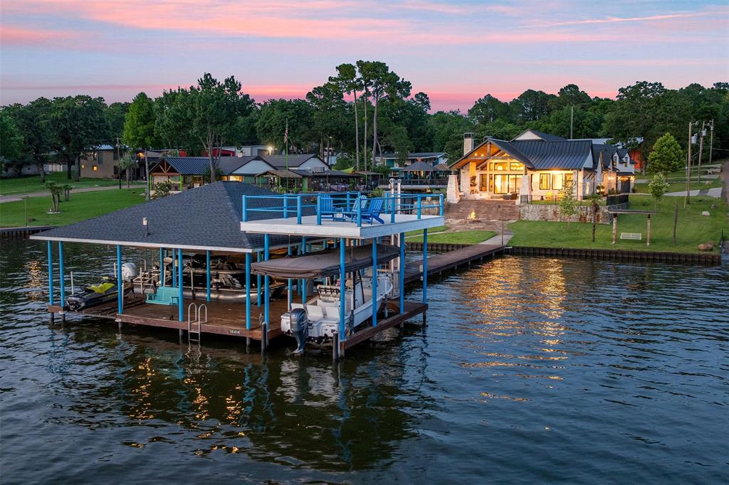 Cedarview Estate - Residential