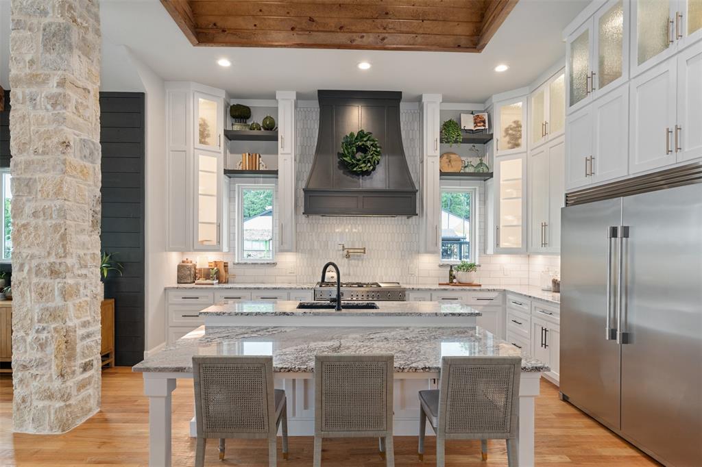 Cedarview Estate - Residential