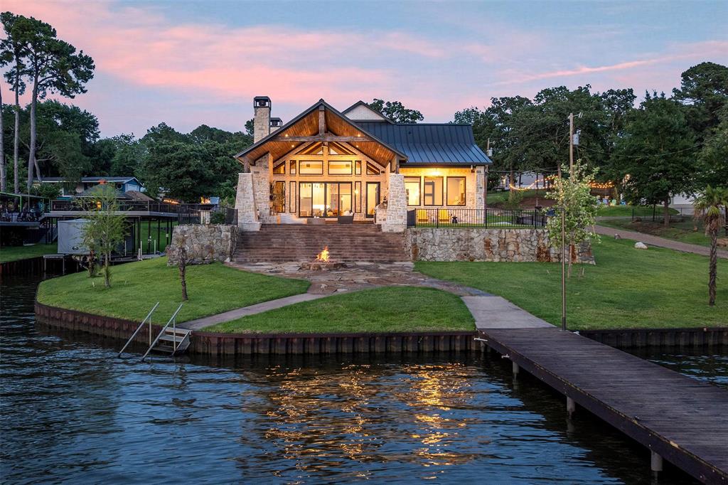 Cedarview Estate - Residential