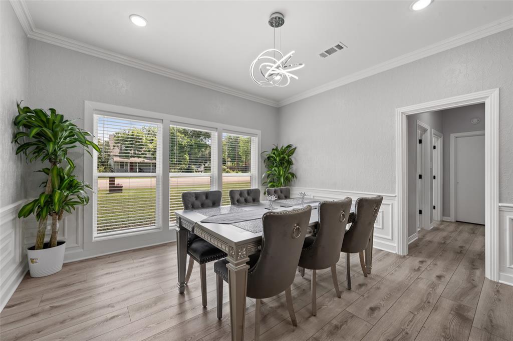 Lebosquet J R - Residential
