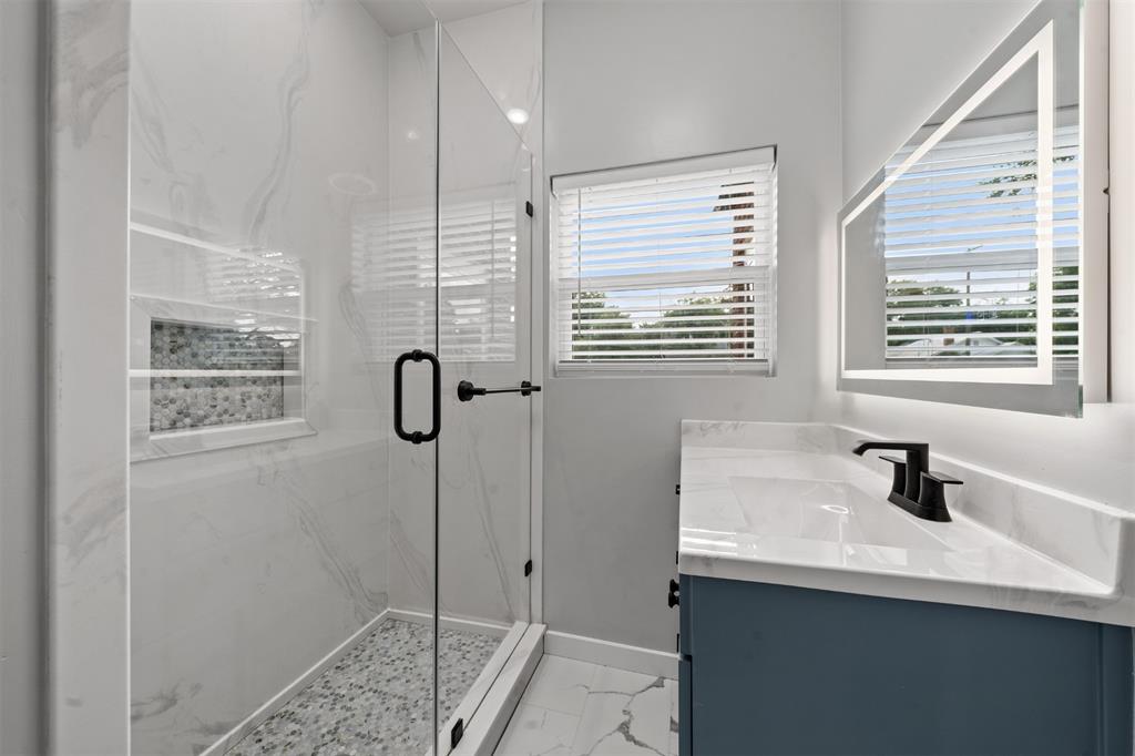 Lebosquet J R - Residential