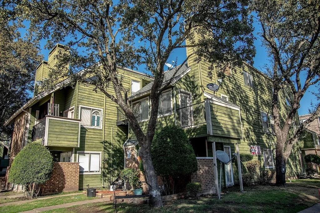 Richland Trace Condos - Residential