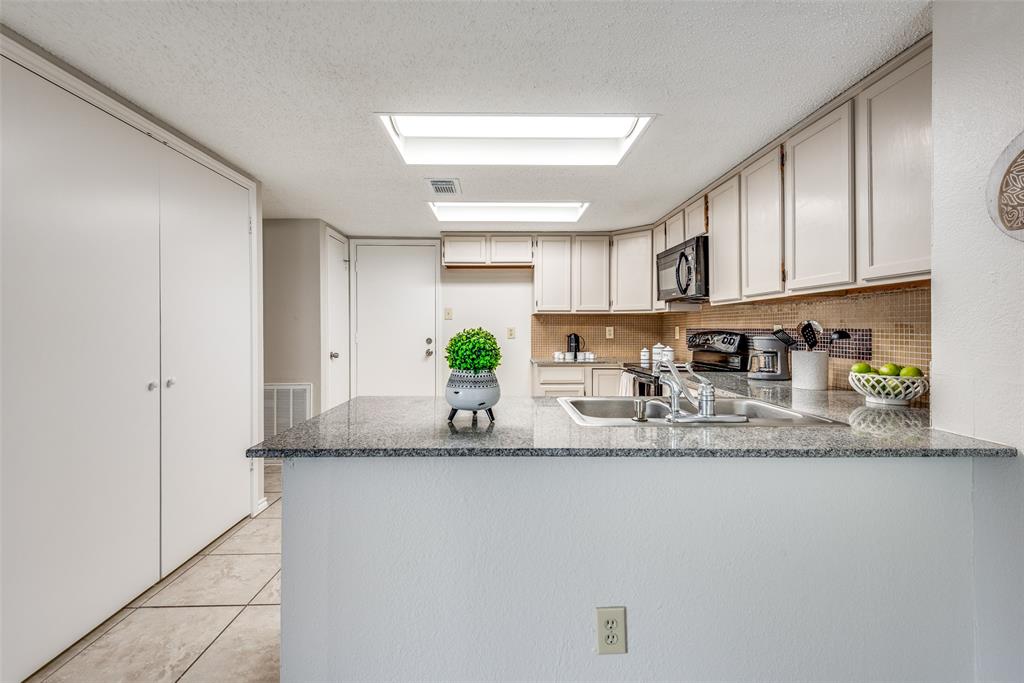 Heatherwood 02 - Residential Lease