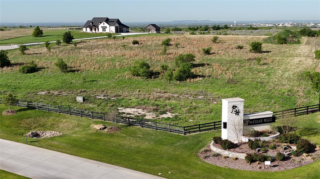 Putteet Hill - Land
