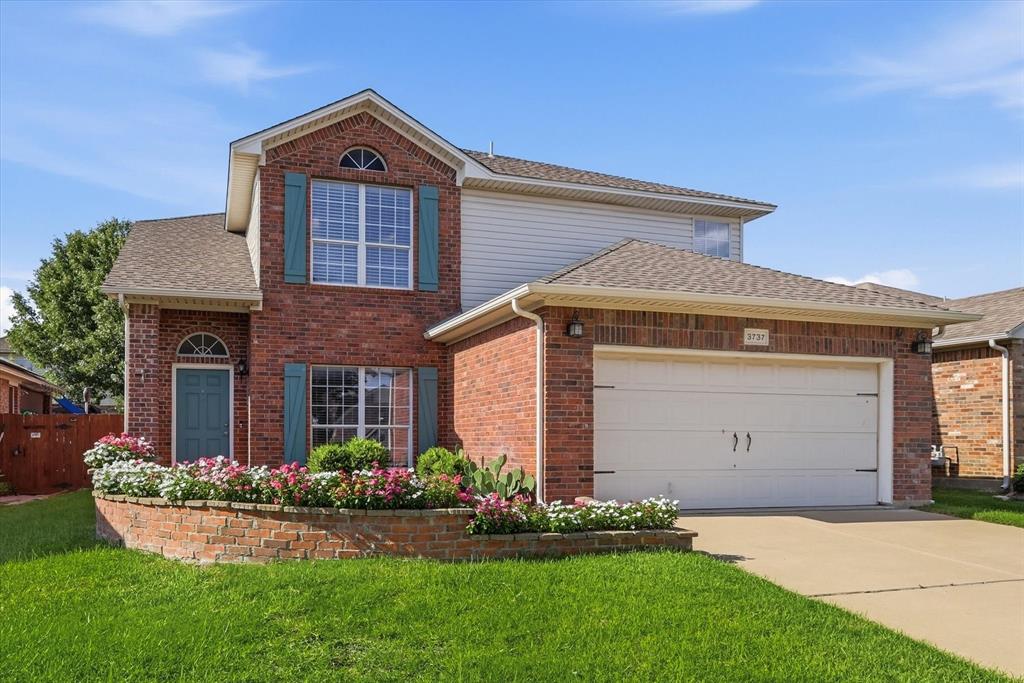 Welcome to McPherson Ranch! Zoned to highly rated Northwest ISD! This beautifully maintained home blends comfort, style & outdoor living with fantastic curb appeal. High ceilings greet you at entry, alongside a versatile flex room ideal for office, den, or playroom. The open-concept living area is anchored by a stunning stacked-stone fireplace & flows seamlessly into the kitchen & dining area. Kitchen features white cabinetry, black granite counters, tiled backsplash, gas range & center island. Utility room with oversized pantry sits just behind the kitchen. New large windows frame unobstructed backyard views. Upstairs offers 4 generously sized bedrooms incl. primary suite with striking accent ceiling & spa-like ensuite with dual vanities, garden tub & separate glass shower; secondary bedrooms share a full bath. Backyard is a showstopper: putting green, low-maintenance turf & play structure. Community amenities include pool, fishing pond, parks, playgrounds & walking trails. Minutes to Hwy 170, 114 & I-35W, DFW Airport, downtown Fort Worth, plus shopping&dining in Keller, Roanoke & Southlake, HEB, Bass Pro & Tanger Outlets.
All information deemed reliable but not guaranteed. Buyer and buyer's agent to independently verify all measurements, schools, taxes, HOA details, and other information deemed important.