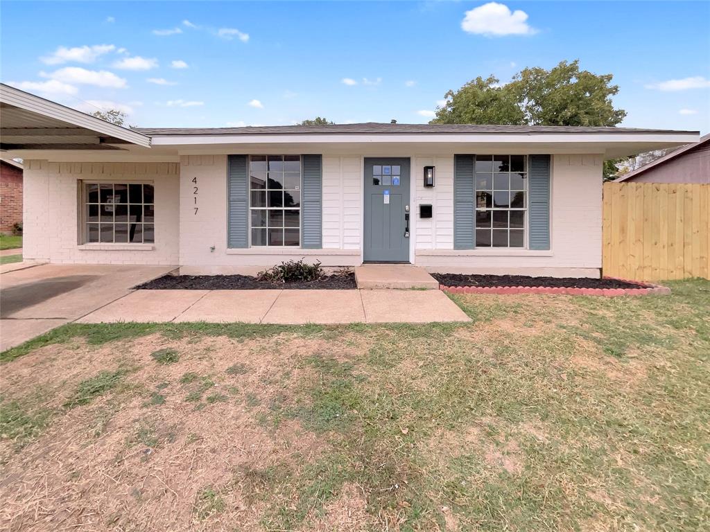 This beautiful home is a perfect blend of modern style and natural colors. The kitchen features a nice backsplash and plenty of counter space. The flexible living space includes other rooms for a variety of uses. The primary bathroom has good under sink storage for all your needs. The New HVAC system ensures comfortable temperatures all year round. This home is ideal for anyone looking for a well-maintained property with plenty of room to call their own. Don't miss out on this great opportunity! This home has been virtually staged to illustrate its potential.