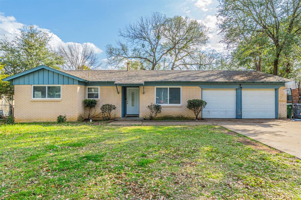 This 3-bedroom, 2-bath home in the heart of Arlington offers a functional layout and strong potential for rental income. Conveniently located near major highways, shopping, dining, and entertainment, the property sits in an established neighborhood with continued demand for housing. With updated recessed lighting, updated kitchen, vinyl plank flooring and a split floorplan, this home is a dream. Enjoy Texas evenings on the back patio! Within walking distance to Arlington High School and UTA, this property is in a well-positioned location. The laundry room is oversized and has plenty of storage space. Don't miss the opportunity to see this home today!