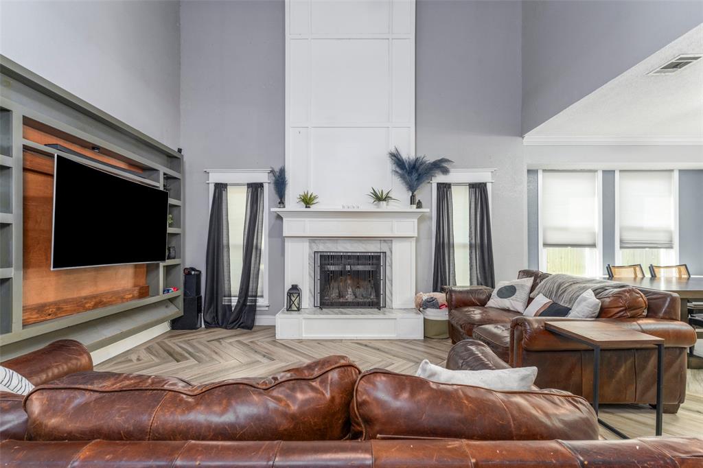 Crestdale Add - Residential
