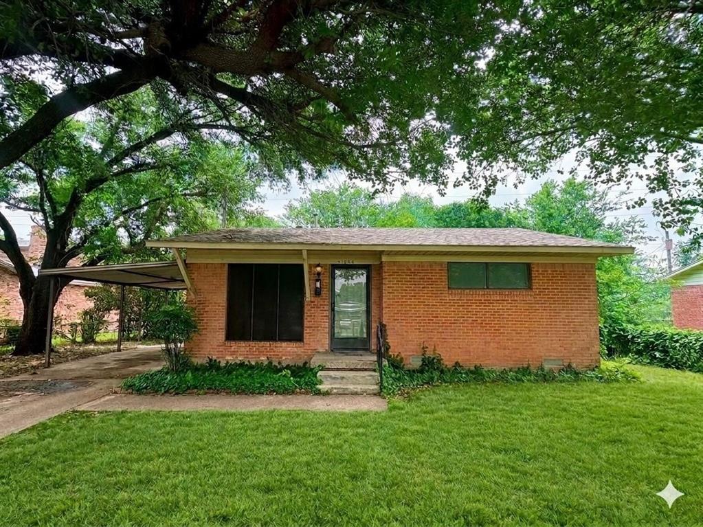 Situated in an established Mesquite neighborhood, 1004 Powell Rd offers a welcoming atmosphere and plenty of potential. Inside, you'll find a bright and functional floor plan that makes everyday living easy and comfortable. The outdoor space is perfect for hosting gatherings, creating a garden retreat, or enjoying quiet evenings at home. With convenient access to schools, parks, shopping, dining, and major thoroughfares, this property delivers the ideal combination of location, value, and lifestyle. Don't miss the opportunity to make it your own.