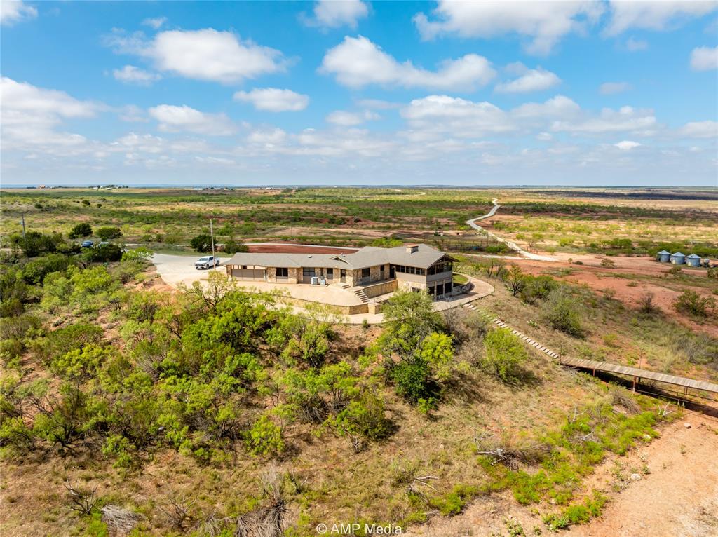 Longoria - Farm