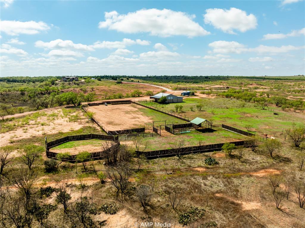 Longoria - Farm