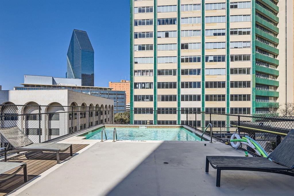 1505 Elm Street Condo - Residential