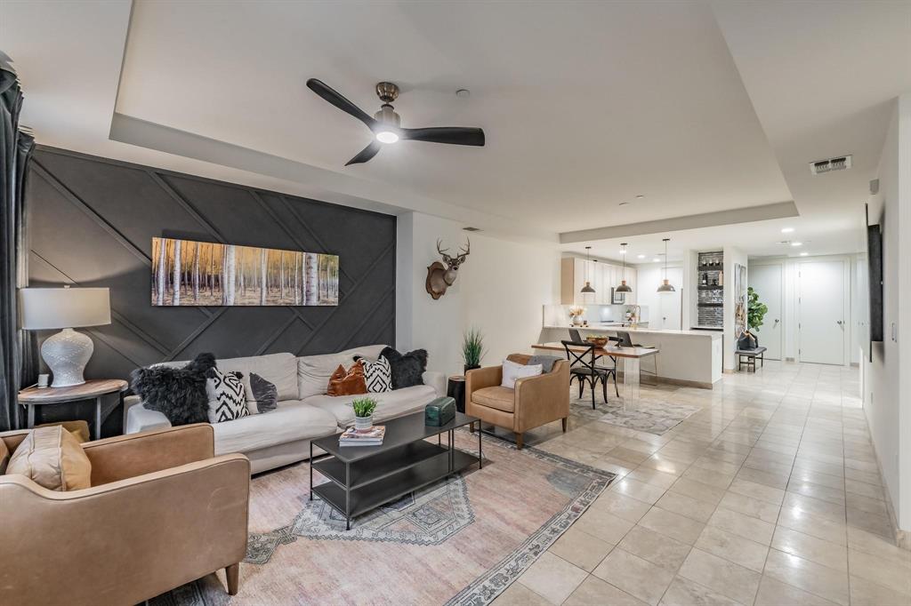 1505 Elm Street Condo - Residential