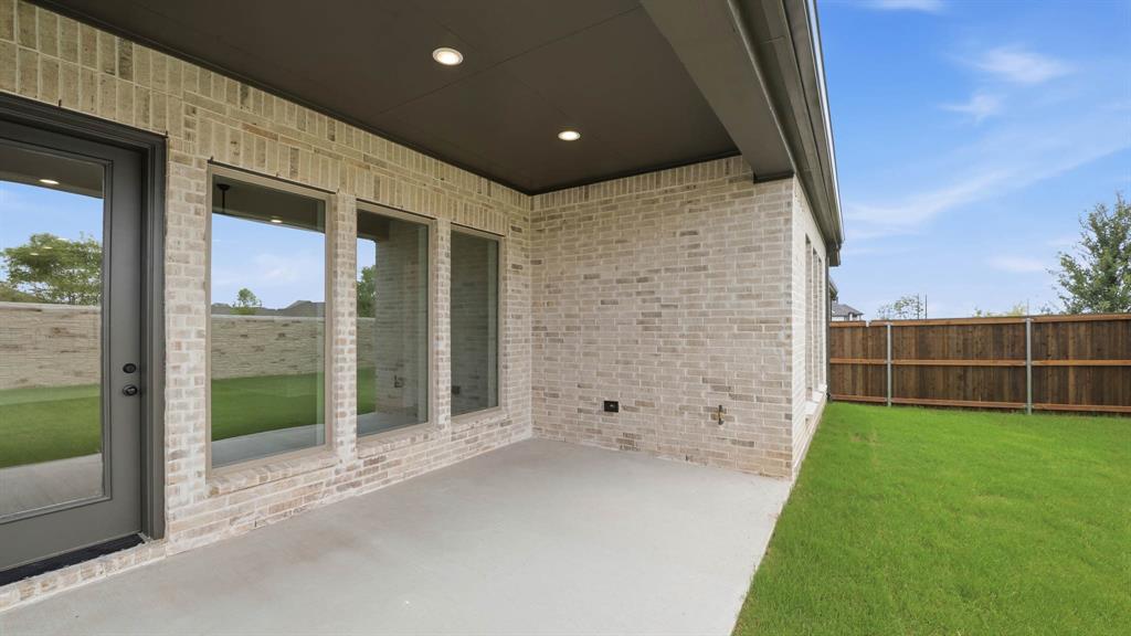 Trinity Falls - Residential
