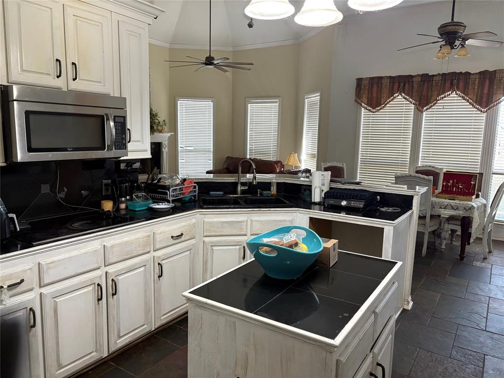 Woodhaven Cntry Club Estates - Residential
