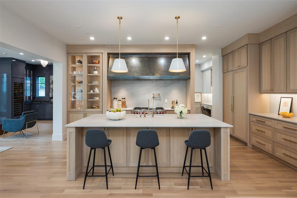 Highland Park West 8 Instl - Residential