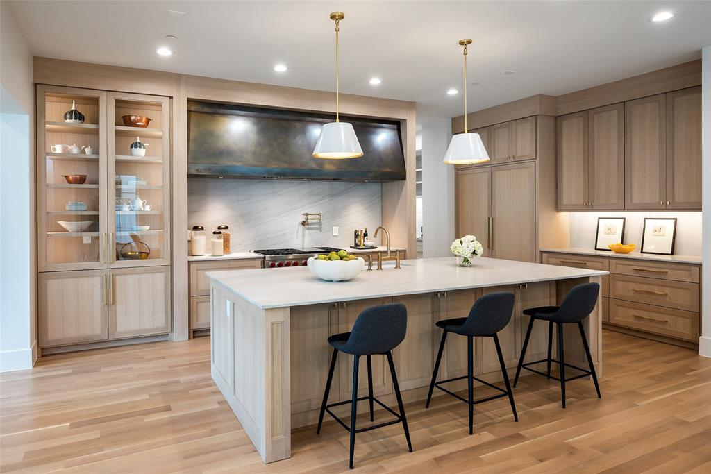 Highland Park West 8 Instl - Residential