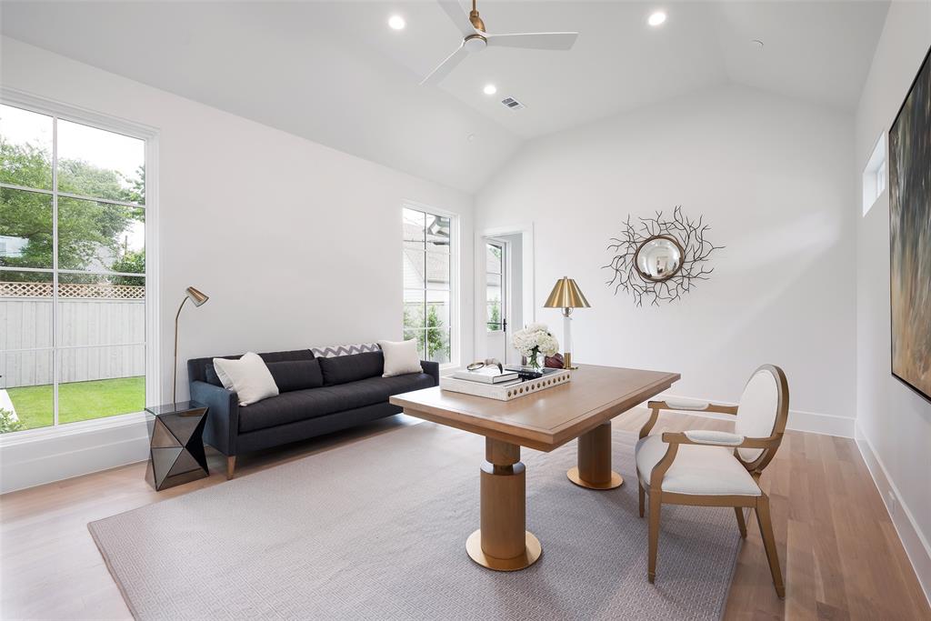 Highland Park West 8 Instl - Residential
