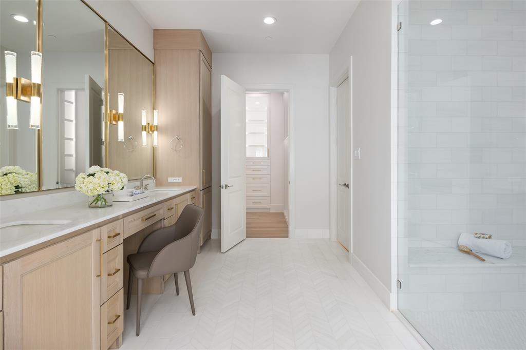 Highland Park West 8 Instl - Residential