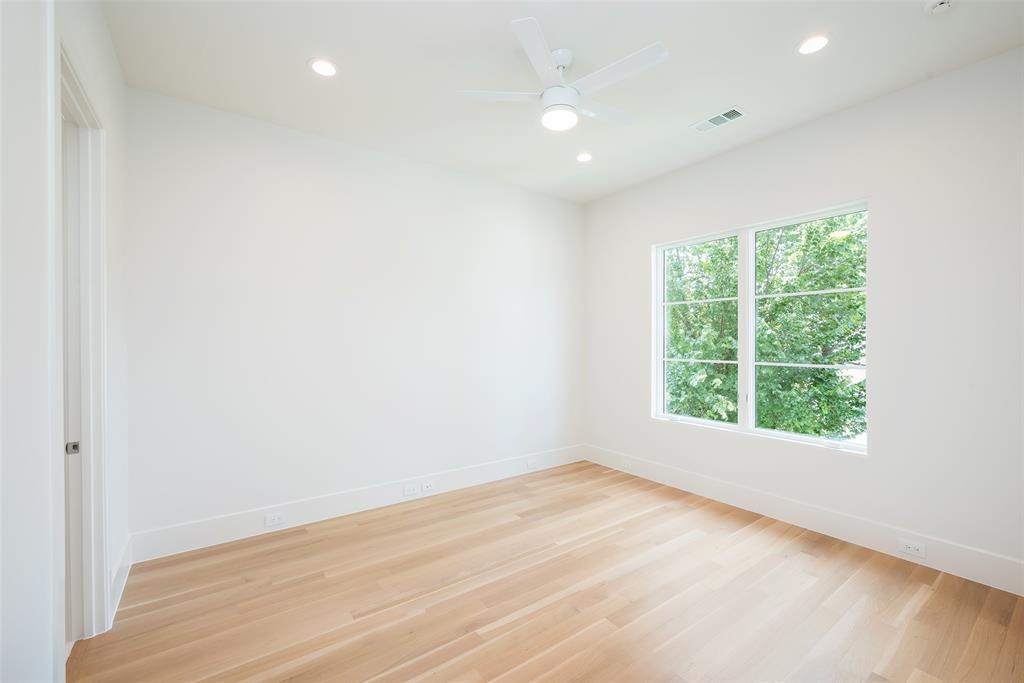 Highland Park West 8 Instl - Residential