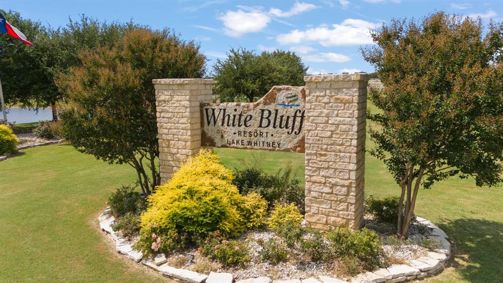 White Bluff #44 - Land