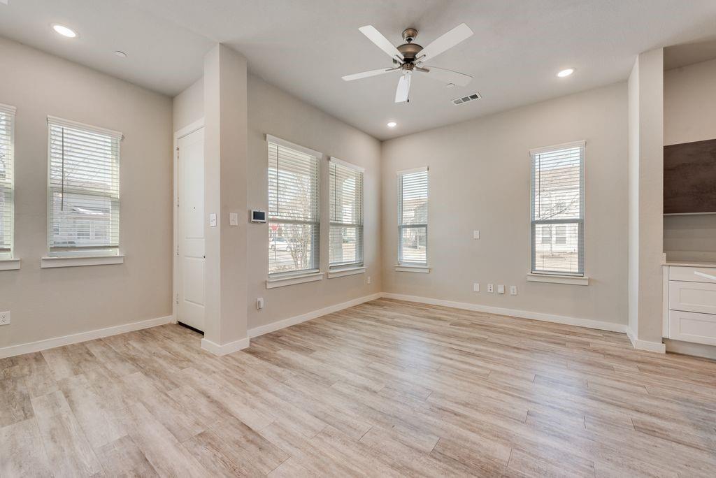 Residences At Jeans Creek, The - Residential