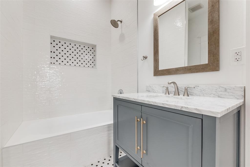 Brown LG - Residential Lease