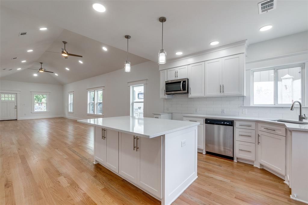 Brown LG - Residential Lease