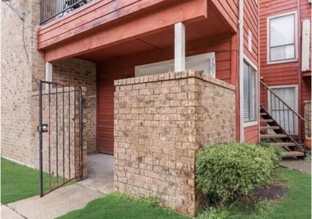 Richland Trace Condos - Residential