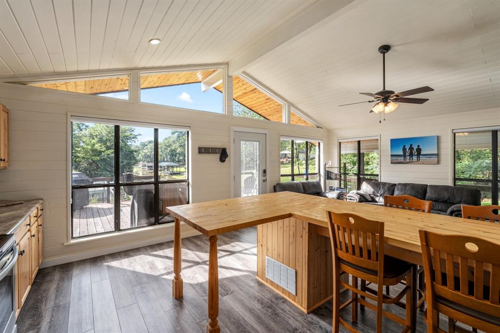 Paradise Bay - Residential