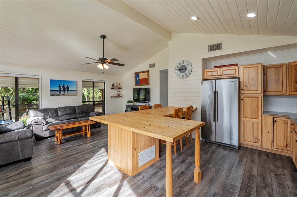 Paradise Bay - Residential