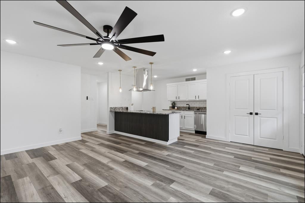 Colony 8 - Residential