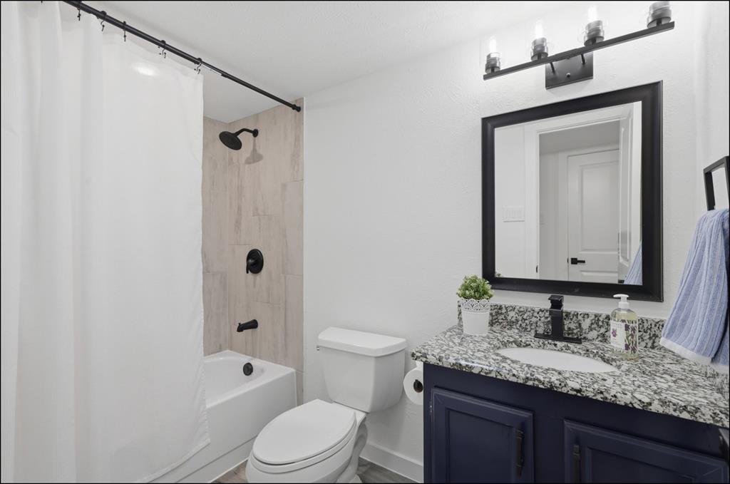 Colony 8 - Residential