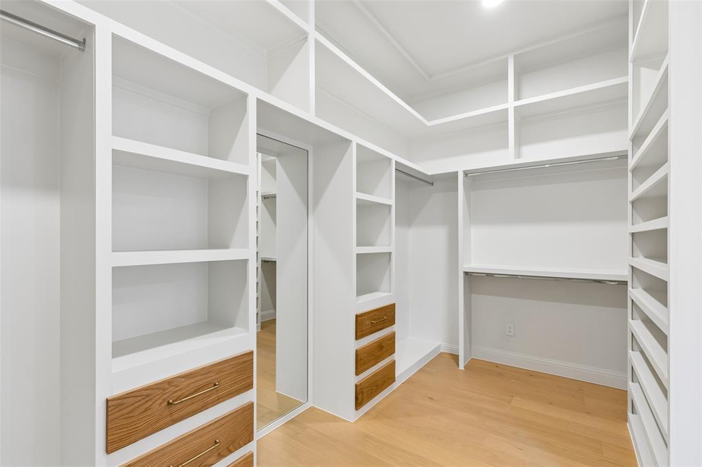 CARUTH TERRACE 6 - Residential