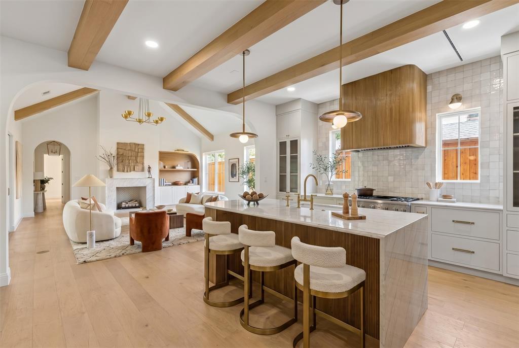 CARUTH TERRACE 6 - Residential